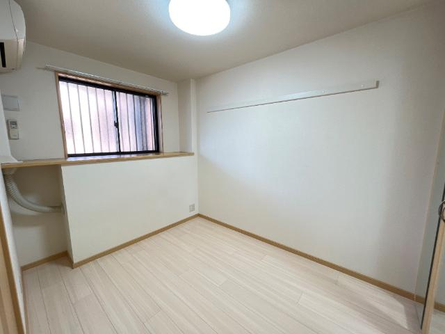 ミロワール伍番館の内装|洋室
