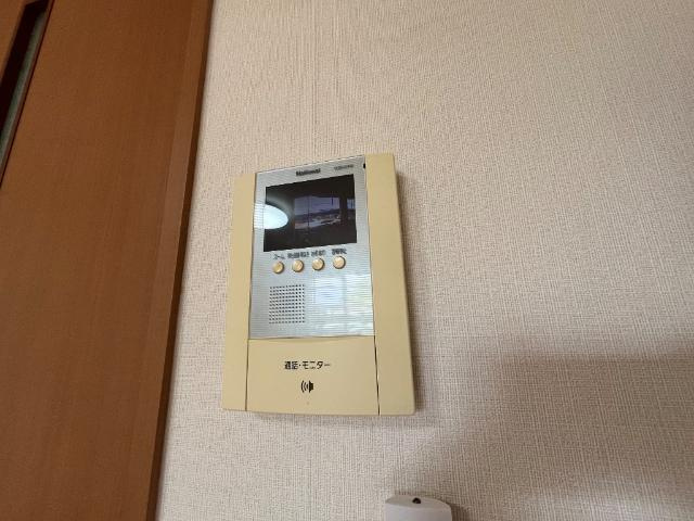 サンコート瀬戸　Ⅱの内装|カメラ付インターホン