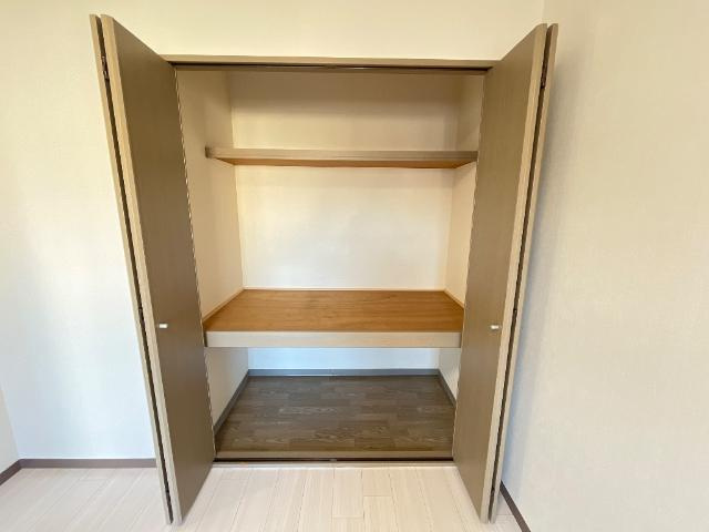 サンパティークＳの収納|洋室①収納