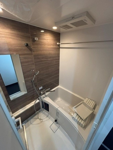 Ｔｈｅ　Ｓｈｉｎａｇａｗａ　Ｅａｓｔ　Ｒｅｓｉｄｅｎｃｅの浴室|きれいなお風呂です