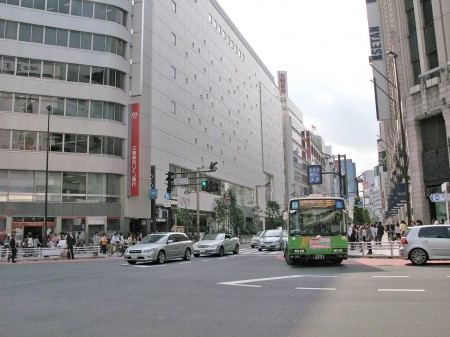 グレースファインの周辺