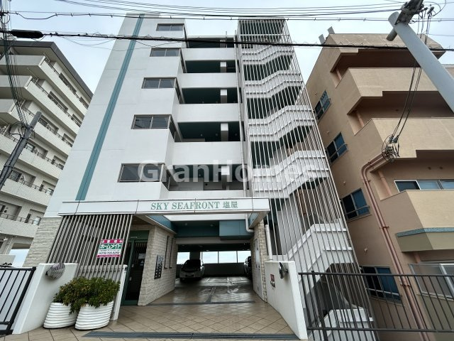 スカイ・シーフロント塩屋の外観