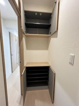 【玄関】 | ルシダ中野