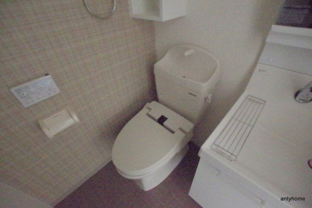 マティエール東梅田　仲介手数料無料のトイレ