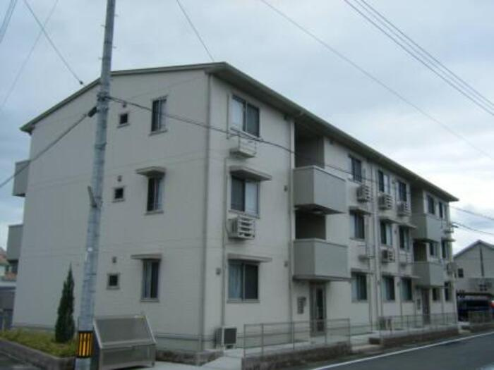 熊本市東区下江津７丁目のアパートの外観