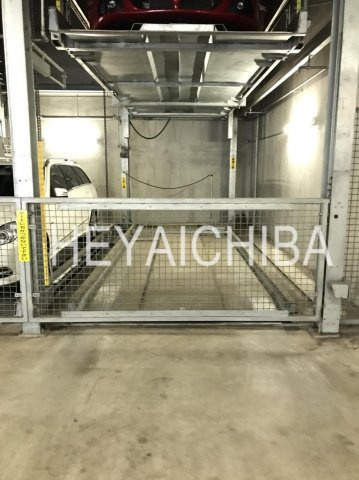 サンクレール荒川ブランガーデンの駐車場