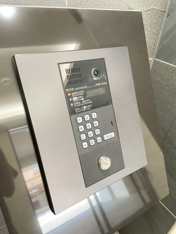 スカイテラスのエントランス