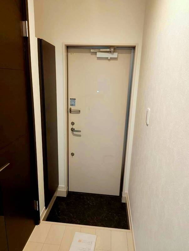 The　Inside　Field の玄関