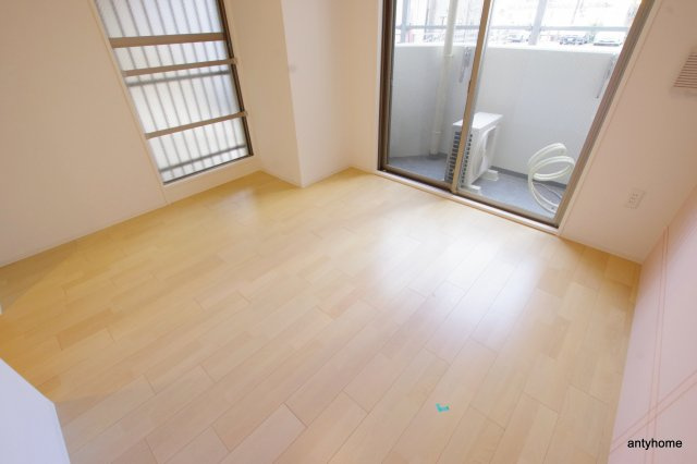 セレニテ本町ルフレ　仲介手数料無料の寝室