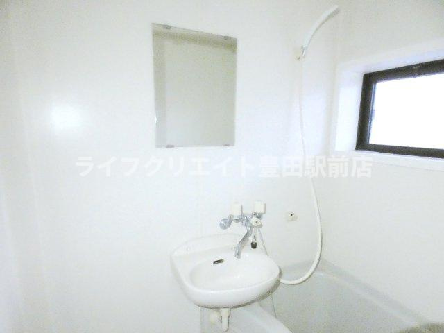 セントラルヒルズ　A・Bの洗面所