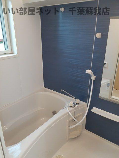 グローリーヒルズＡの浴室|コンパクトで使いやすいお風呂です