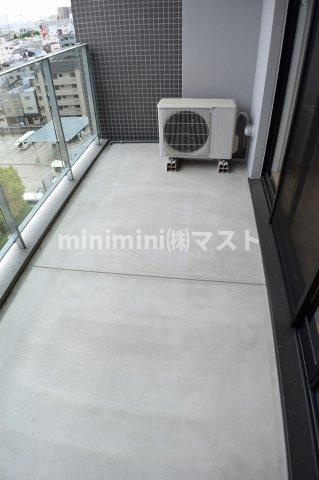 ＪＪＣＯＵＲＴ磯路のロビー