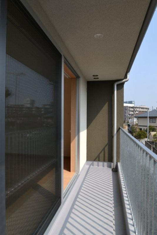 クレル後楽園B棟のバルコニー