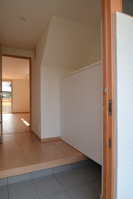 クレル後楽園B棟の玄関