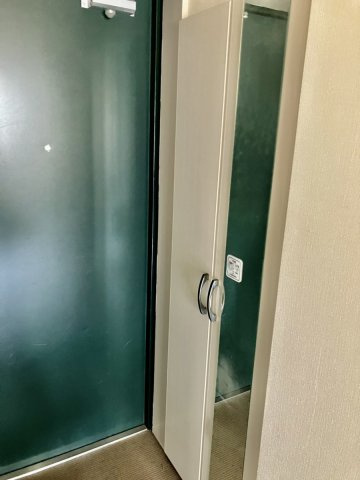 ウッドコート医大南の玄関