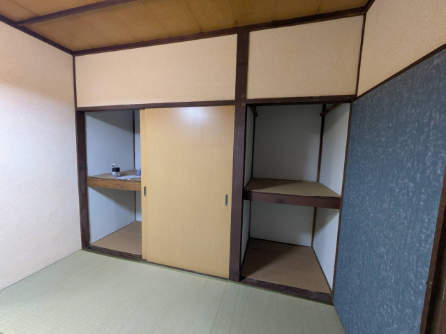 天瀬南町戸建の収納