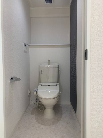 山地マンションのトイレ