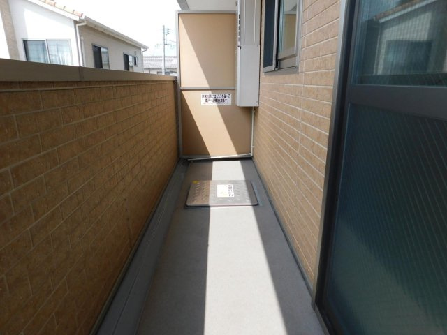 岡山市北区西長瀬の賃貸マンションのバルコニー