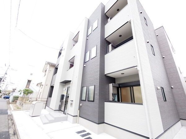 アルカーサ道徳新町の外観