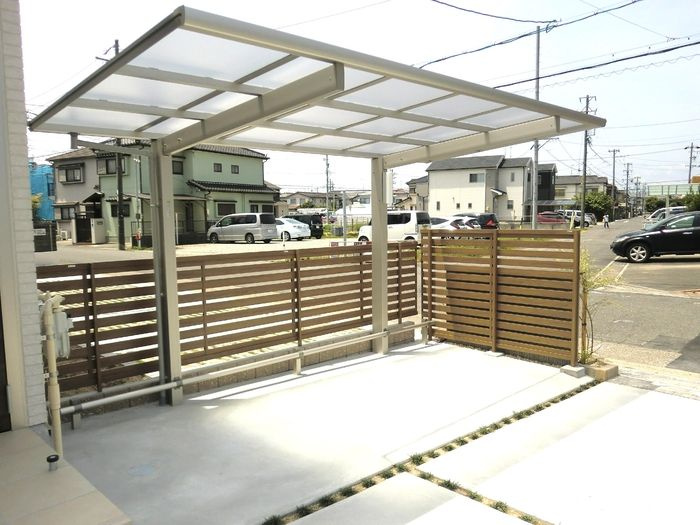 ソレイユ七番館の駐車場