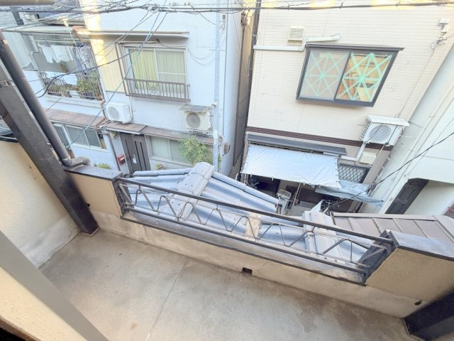 東大阪市中小阪４丁目のテラスのバルコニー