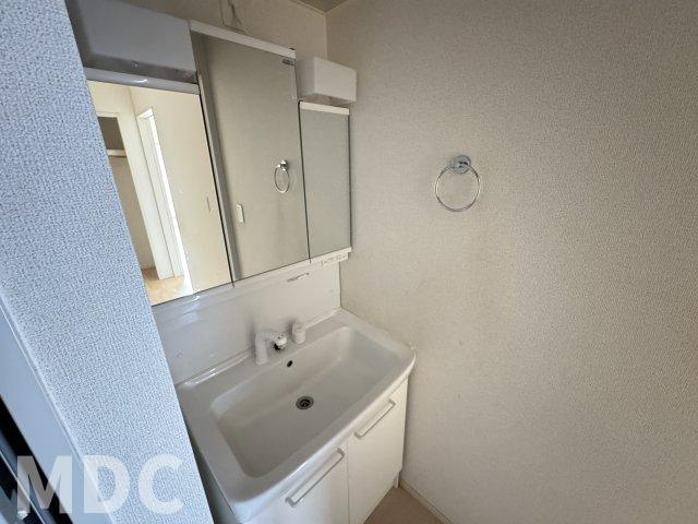 徳島市南島田町４丁目のアパートの洗面所