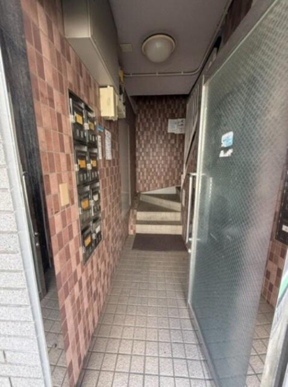 【エントランス】