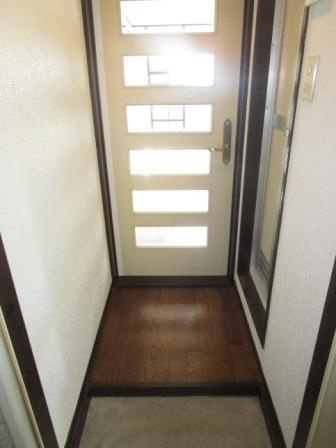 【玄関】