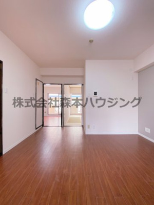 【居間・リビング】 | 　CONFORT　SEKI | ゆったり過ごせる居間です