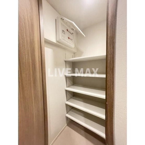 【玄関】