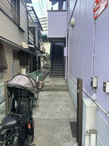 【エントランス】池田マンション