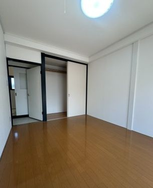【寝室】池田マンション