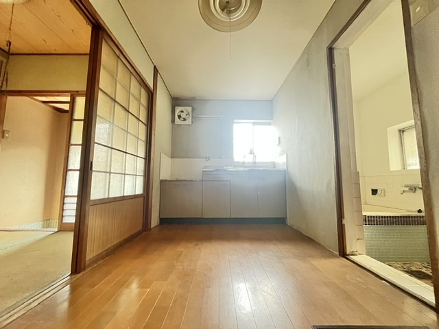 喜多町貸家の居間・リビング