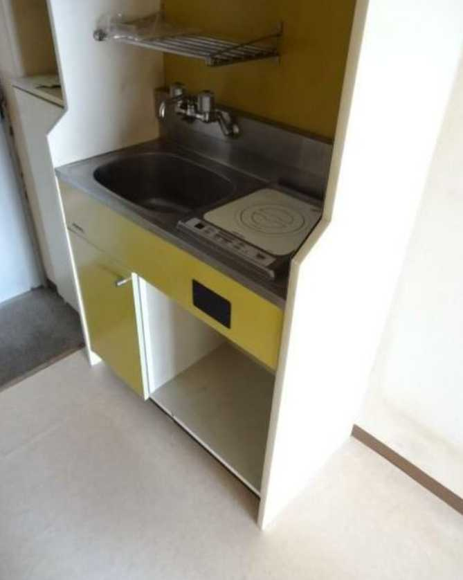 ハイタウン駒沢公園第2　駅近　角部屋　敷金０のキッチン