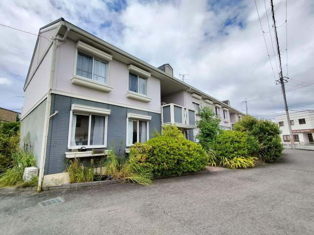 奈良市六条西１丁目のアパート