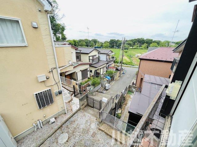 高台の眺望を365日楽しめる戸建の展望|2階東側の６帖和室からの眺望