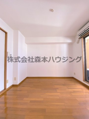【洋室】 | 　ハッピーアウル | ※別室の写真を使用しています。
　設備内容や色調など相違がある場合は実際のお部屋の現状優先となります。