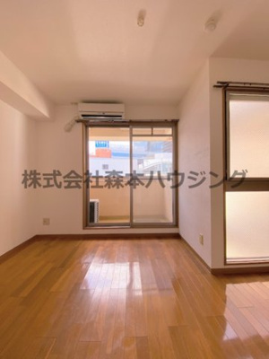 【洋室】 | 　ハッピーアウル | ※別室の写真を使用しています。
　設備内容や色調など相違がある場合は実際のお部屋の現状優先となります。