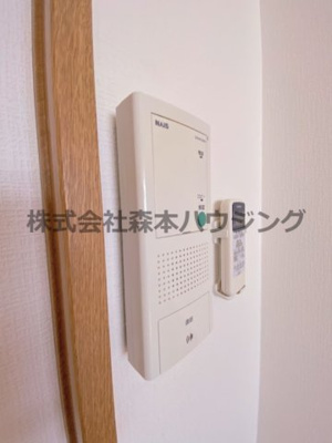 【設備】 | 　ハッピーアウル | ※別室の写真を使用しています。
　設備内容や色調など相違がある場合は実際のお部屋の現状優先となります。