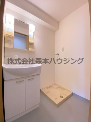 【洗面所】 | 　ハッピーアウル | ※別室の写真を使用しています。
　設備内容や色調など相違がある場合は実際のお部屋の現状優先となります。