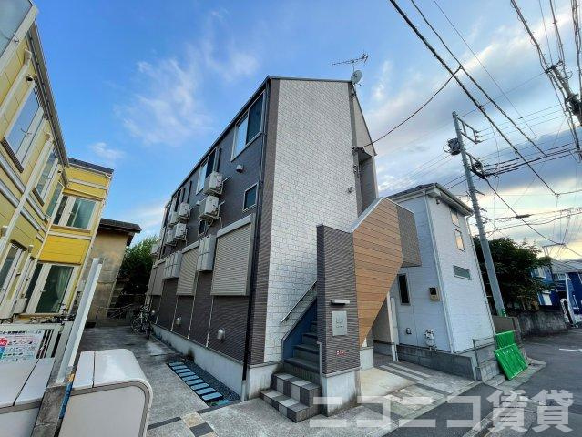 杉並区成田東５丁目のアパートの外観