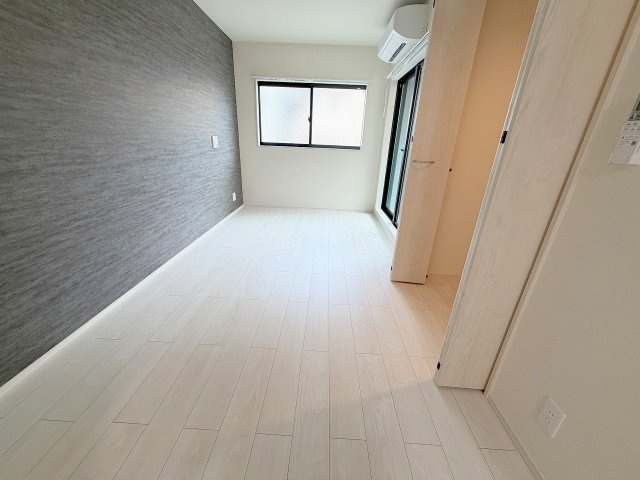 グランツ上新庄の洋室