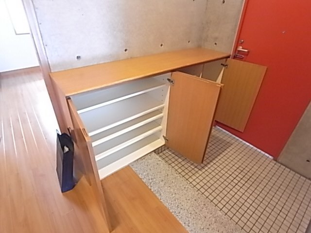 ランドマーク住吉の玄関