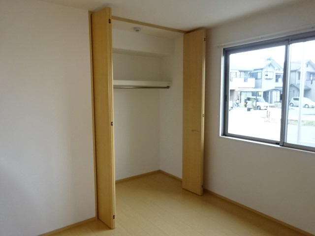 姫路市中地のハイツの収納