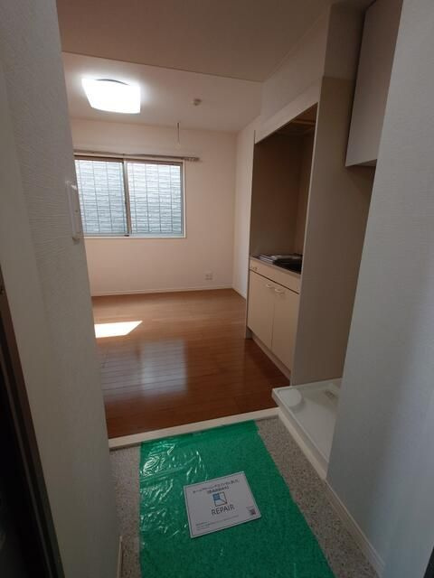 グラシアテラス高田馬場の玄関