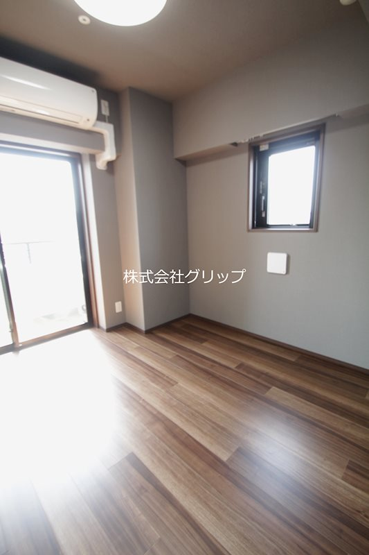 Le'a川崎参番館の洋室