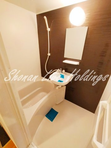 グランガーデンケイキュウタウラの浴室|風呂トイレ別・洗面台付き