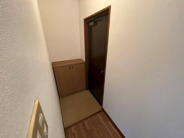 東横ハイツの玄関