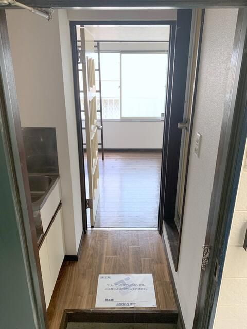 ライフピアホリディの玄関