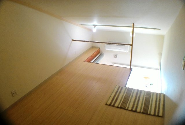 神戸市中央区東川崎町７丁目の賃貸マンションの居間・リビング